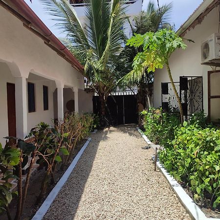 Bed and Breakfast Fish House Nungwi Exterior foto