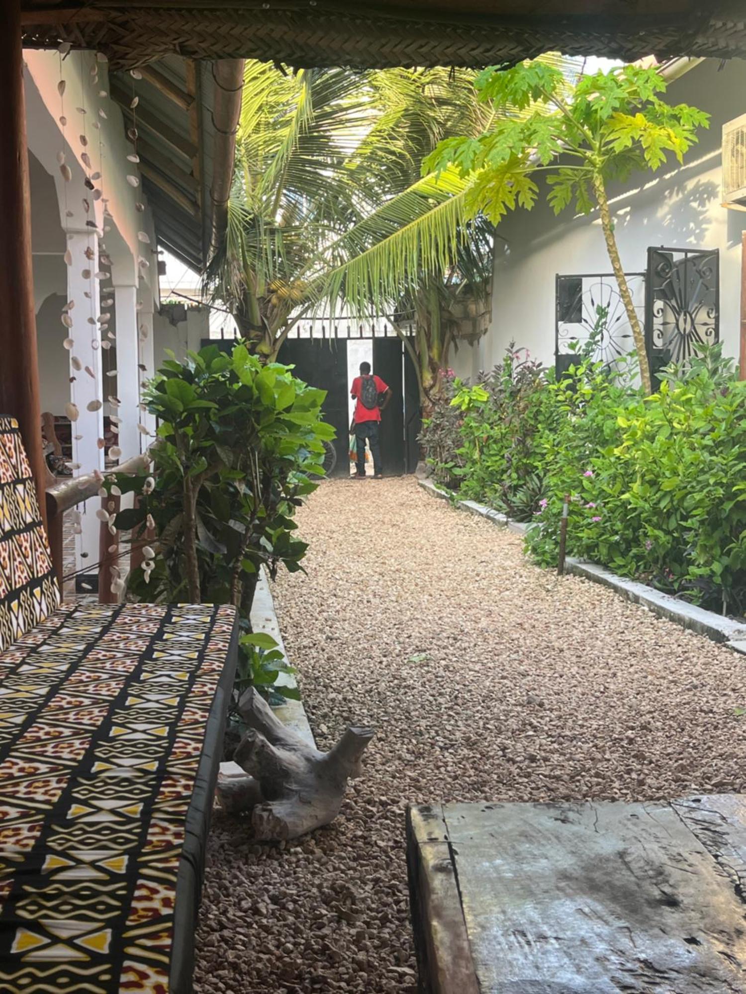 Bed and Breakfast Fish House Nungwi Exterior foto